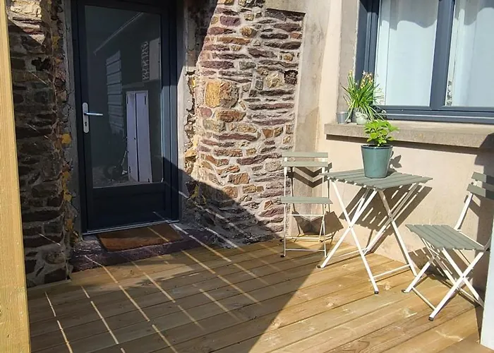 Maison De Bourg Bretonne